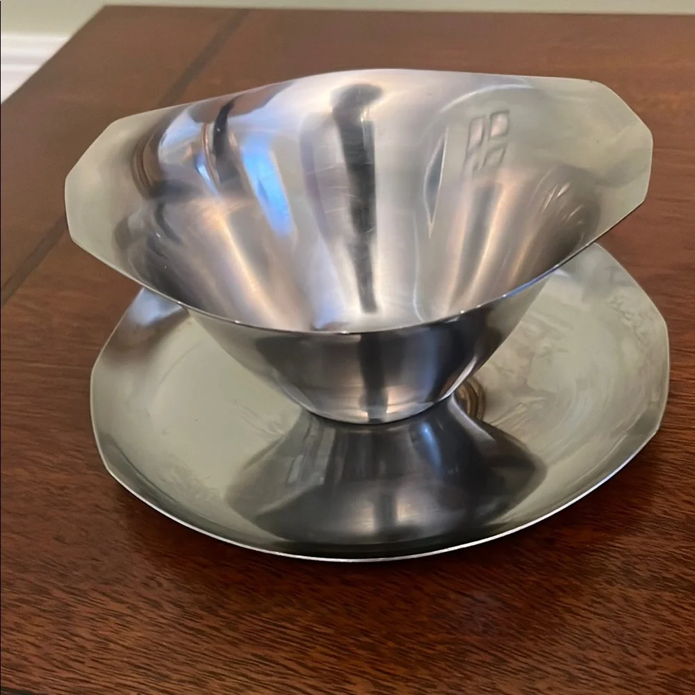 Vintage Kingsford Stainless Steel Pedestal Gravy Boat Bowl Dish 1970's